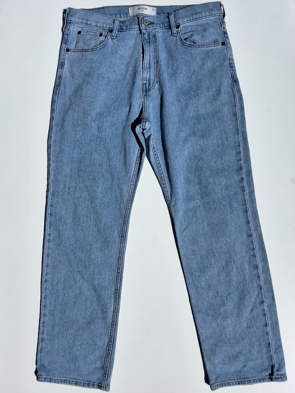 (34x32) Hollister Men's Loose Fit Medium Wash Blue Jeans (Like New)